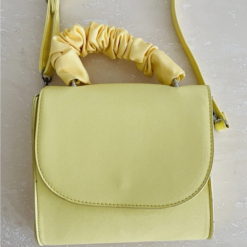Olivia & Kate New York Yellow Crossbody Purse Bag Adjustable Strap Ruffle Handle